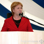 Wolfgang Krebs als Angela Merkel beim Festakt vom Augustinum in Mnchen-Neufriedenheim am 22.06.09