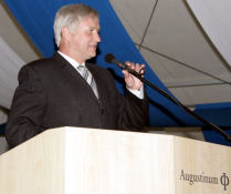 Wolfgang Krebs als Horst Seehofer beim Festakt vom Augustinum in Mnchen-Neufriedenheim am 22.06.09